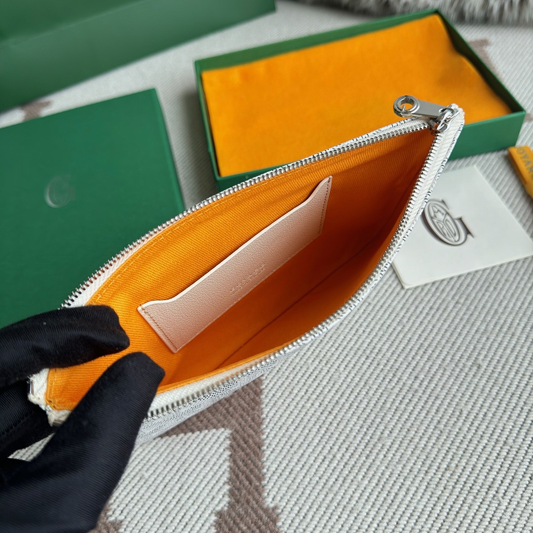 P540 - PM20  手拿包1747013655000 9