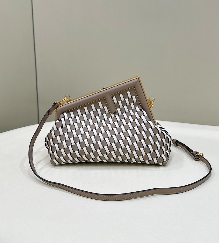 80103A26cm1750734763000 9