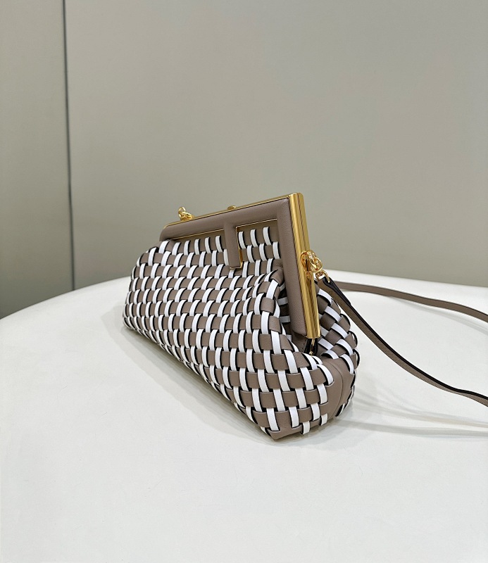 80103A26cm1750734763000 9