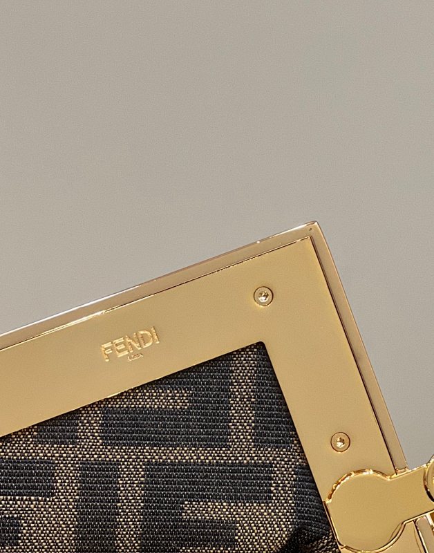 80095M26cm 9