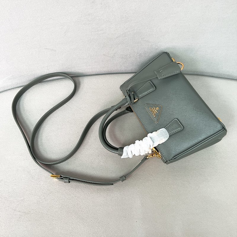 P1600 - 1BA916 9
