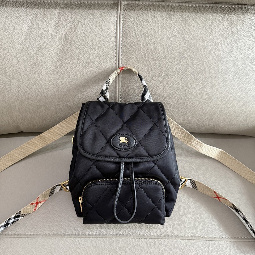 P1100 - 3941_CM_1 16