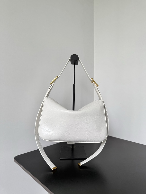 P2000 - 71265_CM_1 9