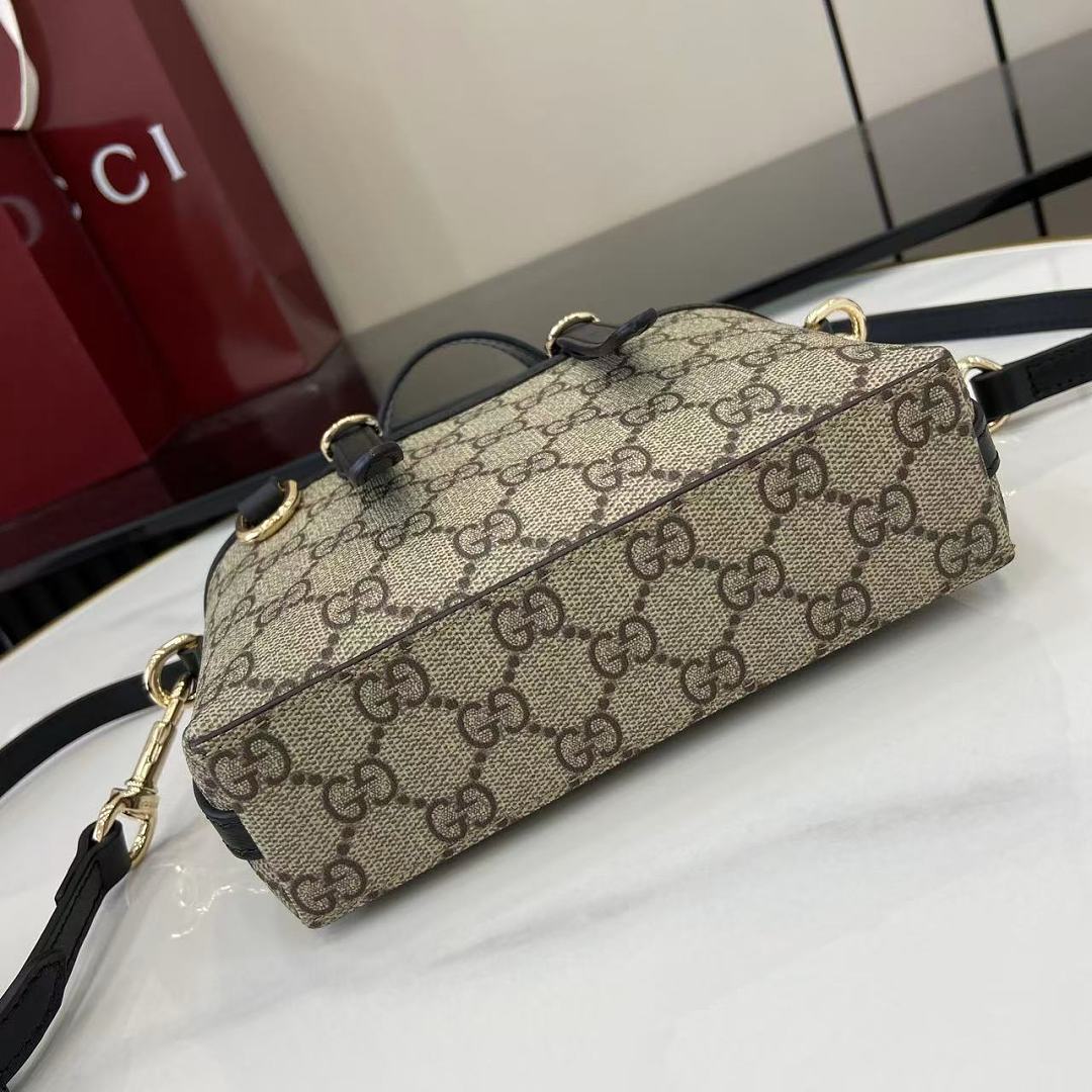 P960 - 855491_CM_2 12