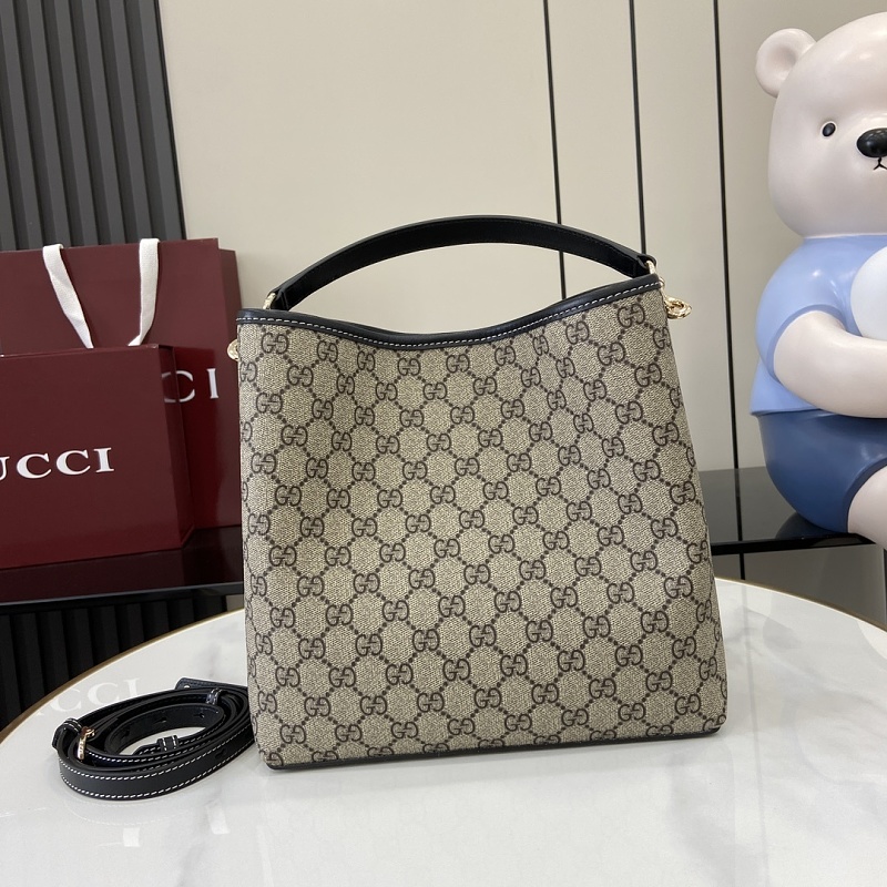 P980 - 815103_CM_1 9
