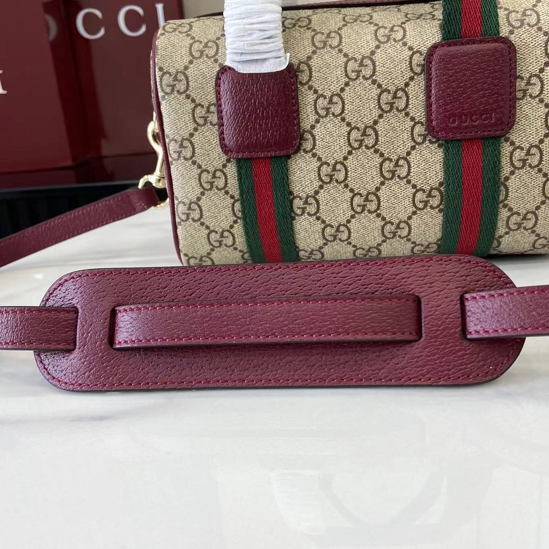 P980 - 859975_CM_2 12